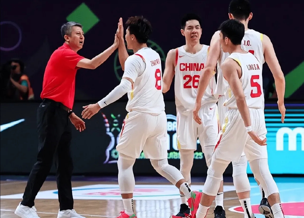 九游网页-让球员成为赛场焦点的是他们的出色表现对吗